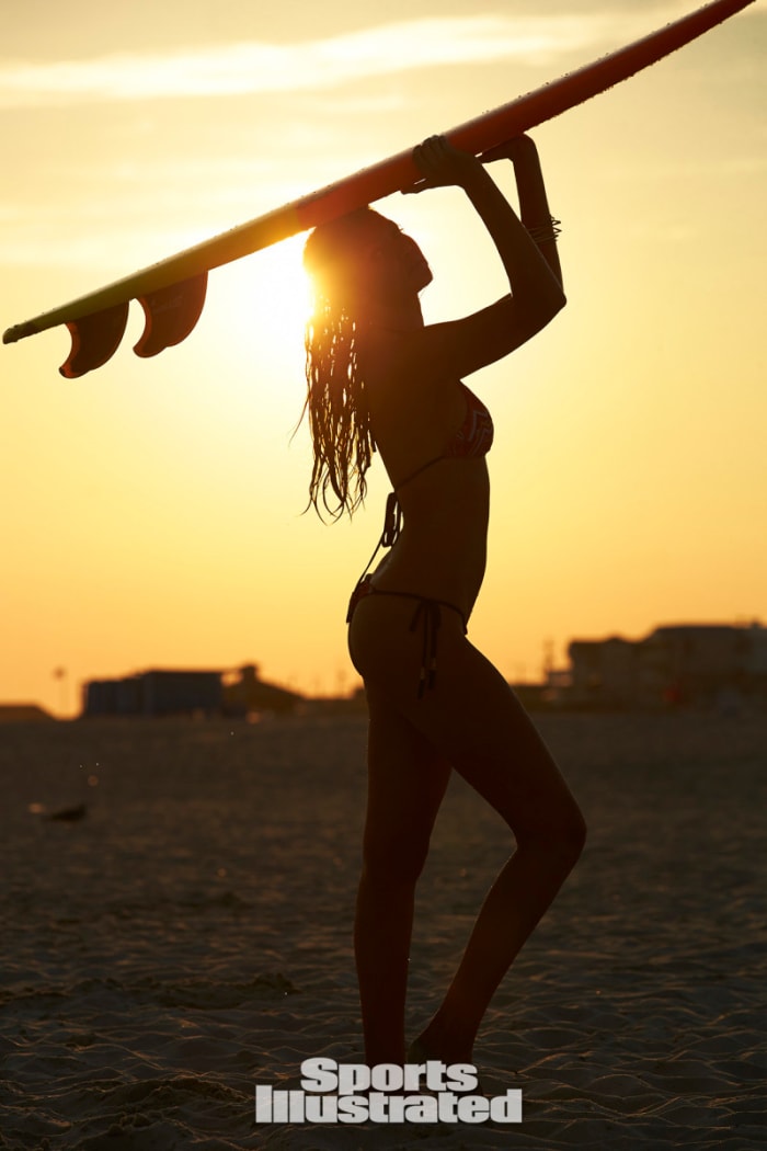 gigi hadid 2014 web photo op44-127169-rawfinalw.jpg